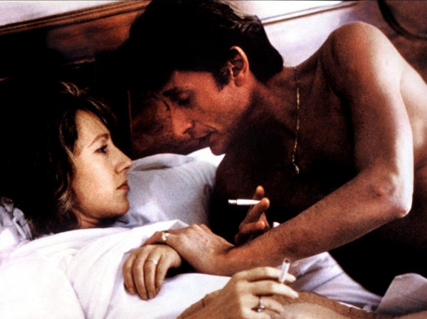 Nathalie Baye et Johnny Hallyday dans le film Dtective ralis par Jean-Luc Godard en 1985